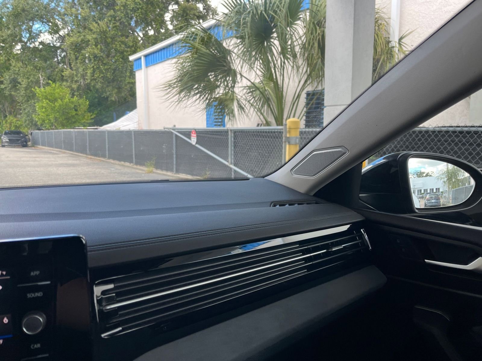 Thumbnail: 2025 Volkswagen Jetta - 35