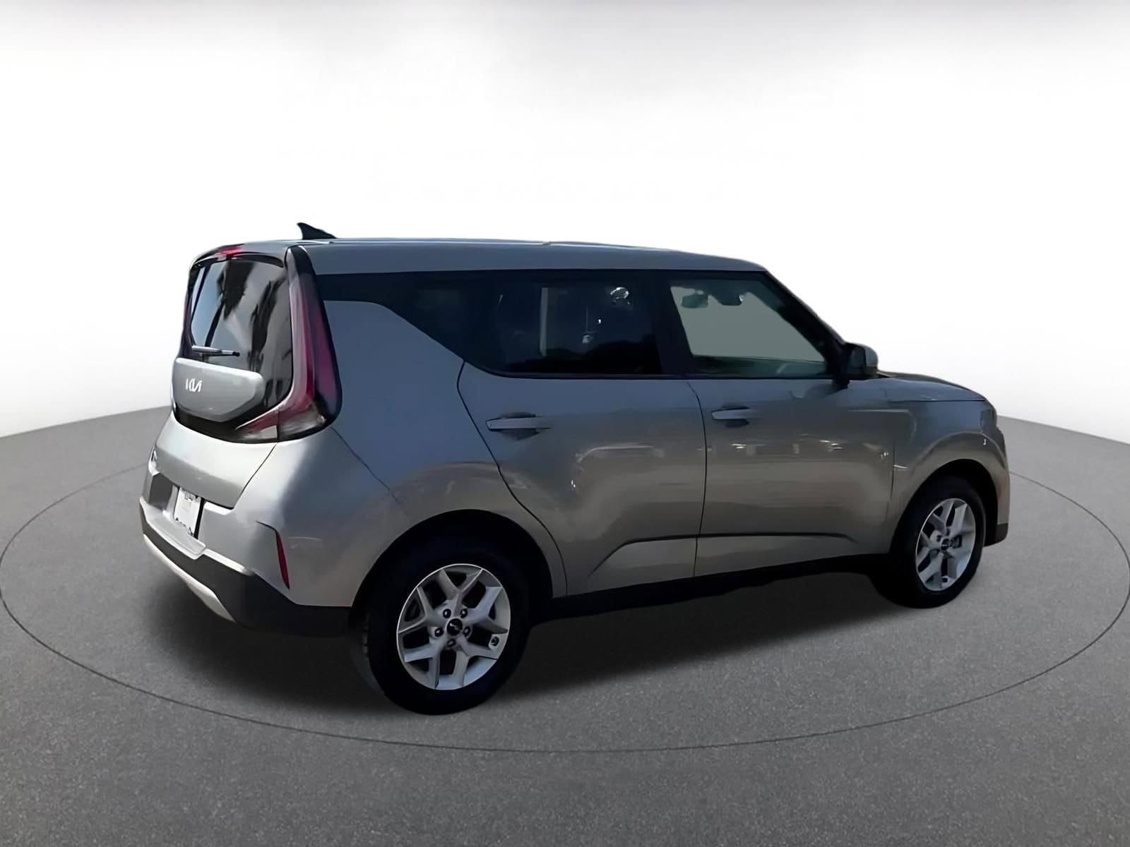 Thumbnail: 2025 Kia Soul - 15