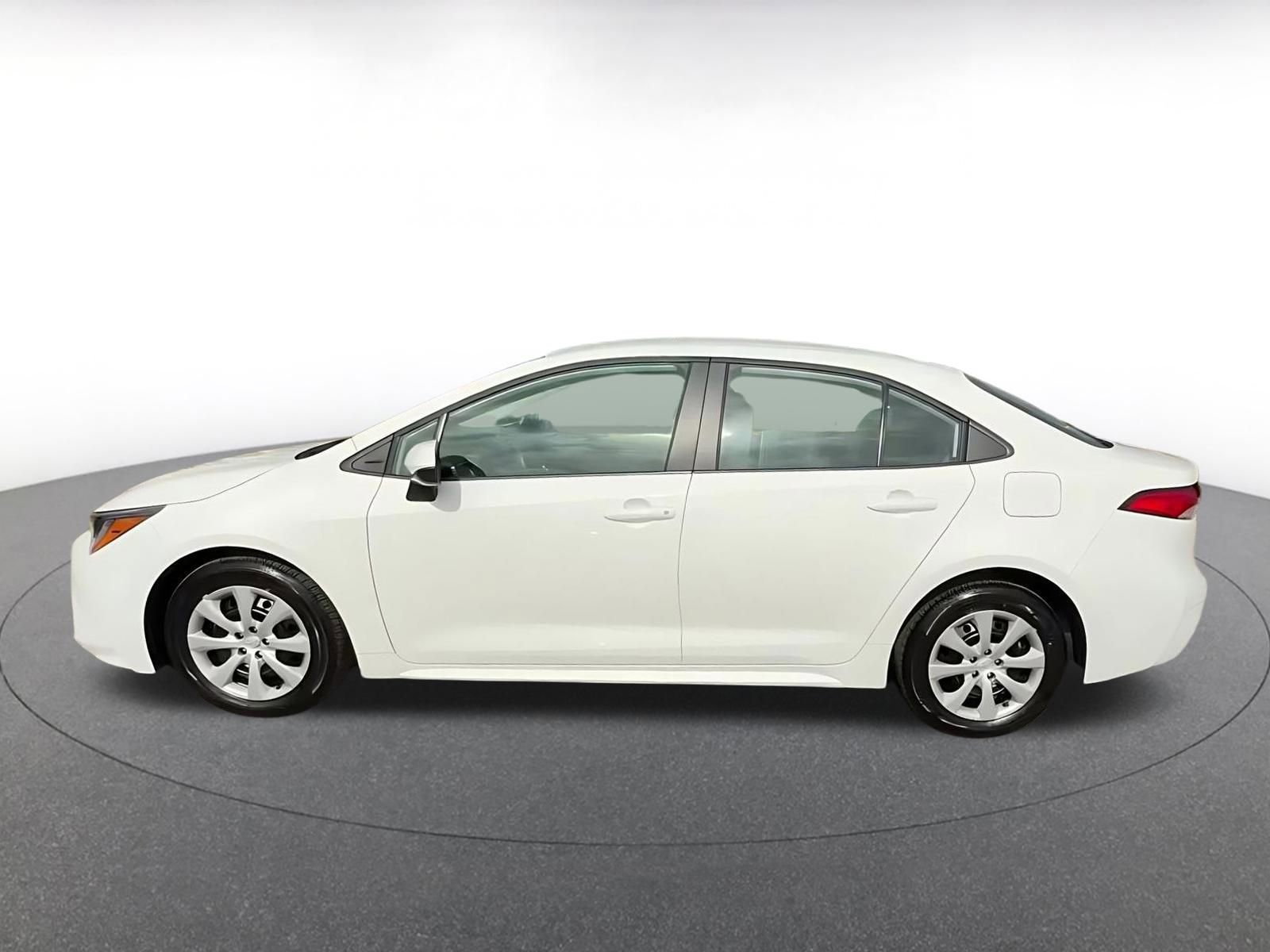 Thumbnail: 2025 Toyota Corolla - 9