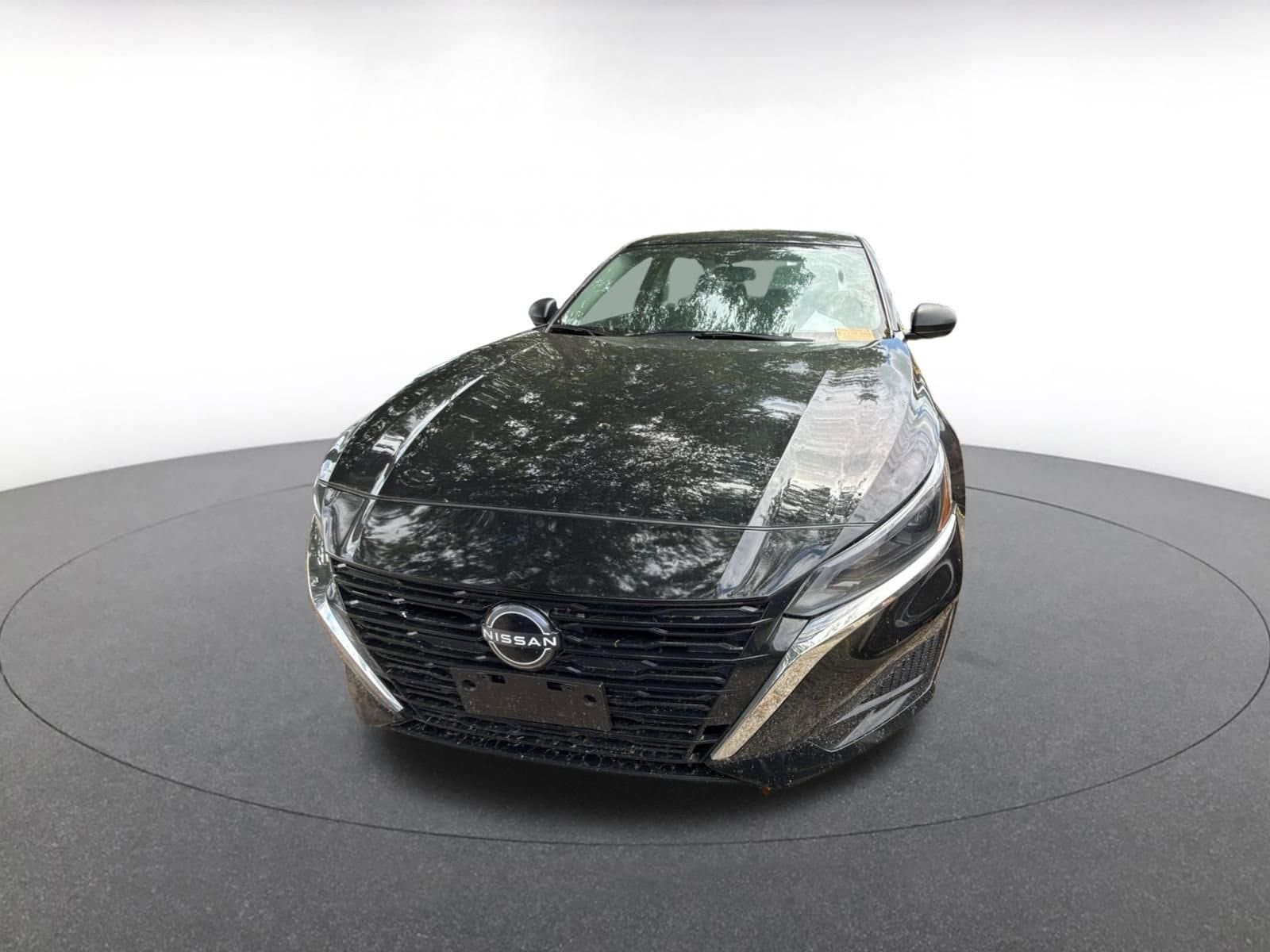 Thumbnail: 2025 Nissan Altima - 4