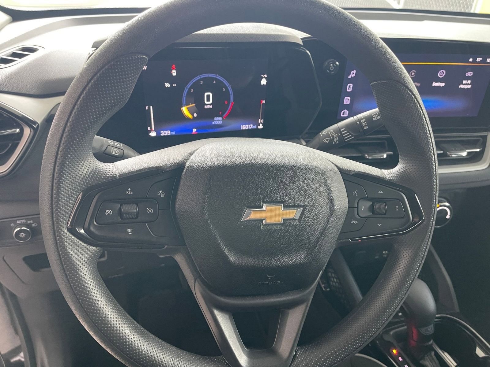 Thumbnail: 2025 Chevrolet TrailBlazer - 28