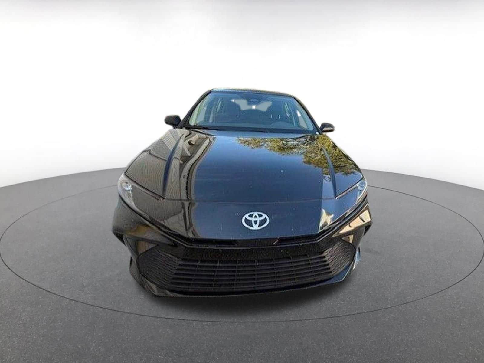 Thumbnail: 2025 Toyota Camry - 3
