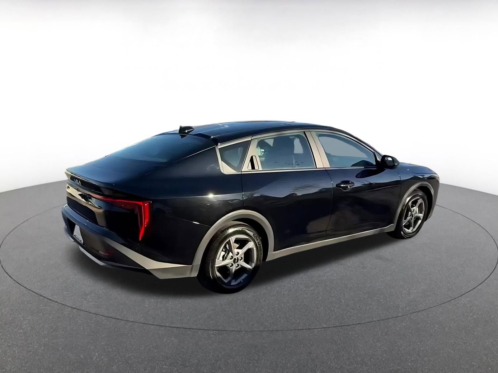 Thumbnail: 2025 Kia K4 - 14