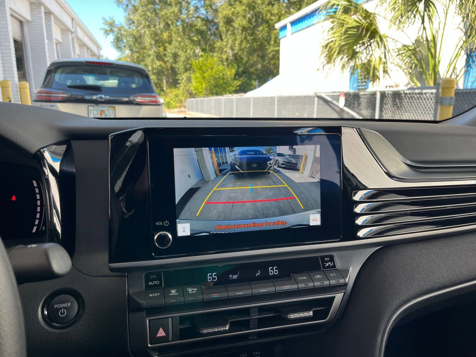 Thumbnail: 2025 Toyota Camry - 17