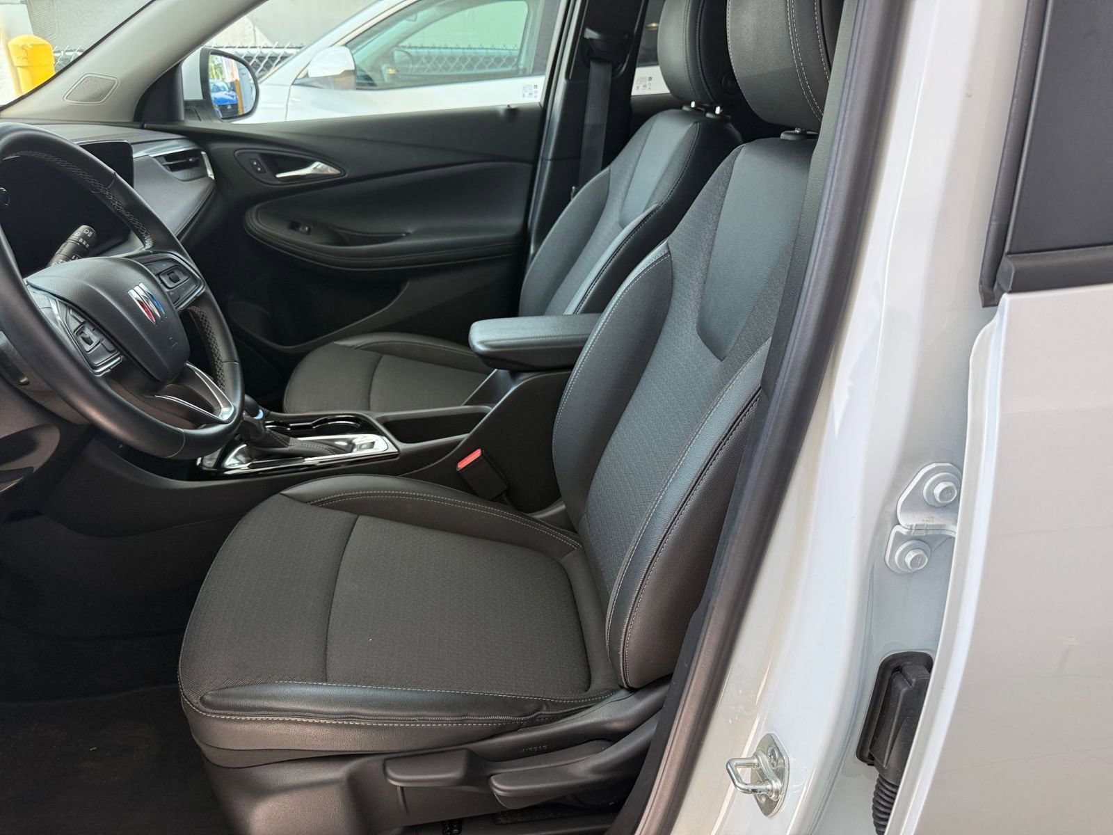 Thumbnail: 2025 Buick Encore GX - 24