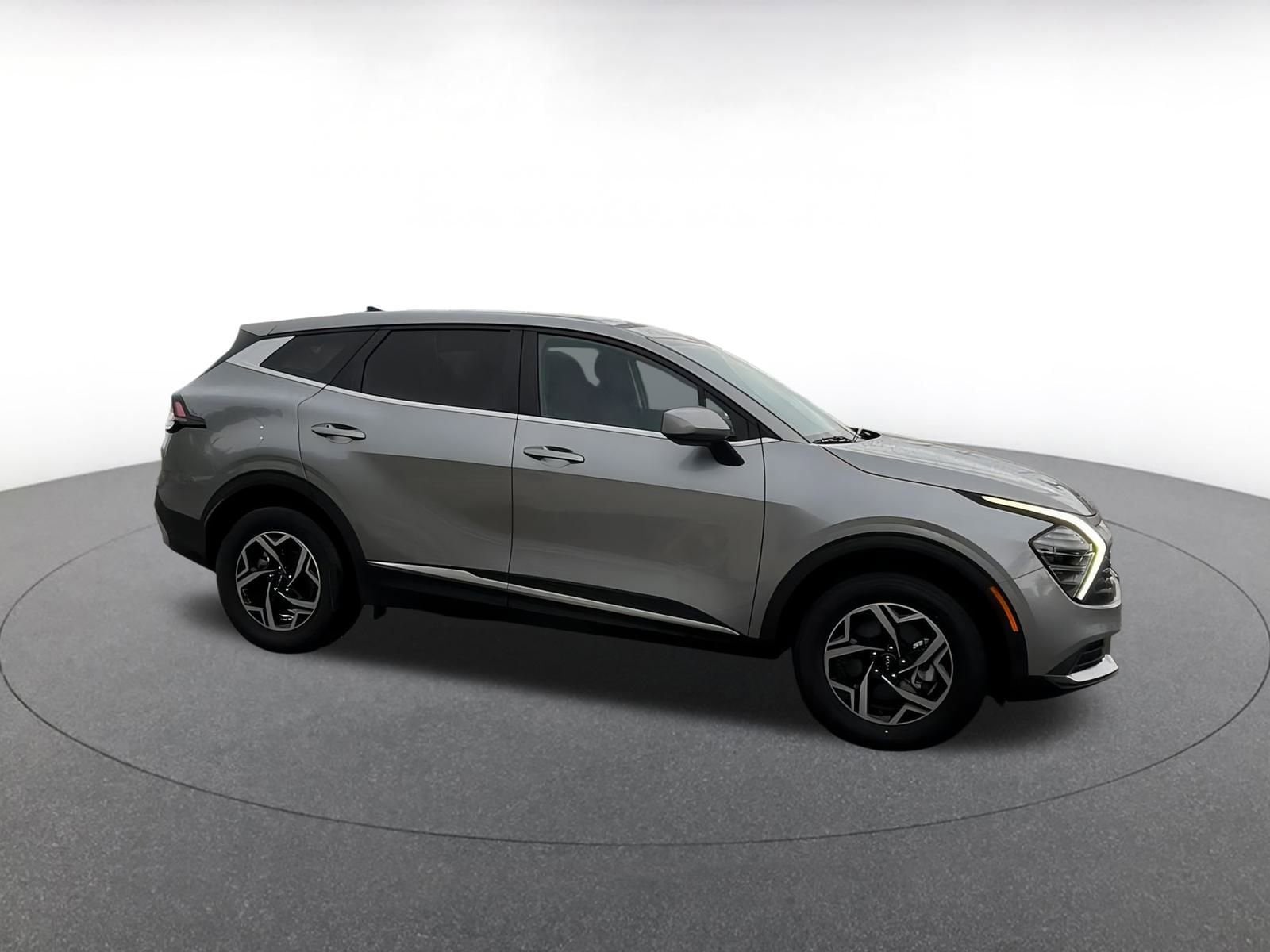 Thumbnail: 2024 Kia Sportage - 1