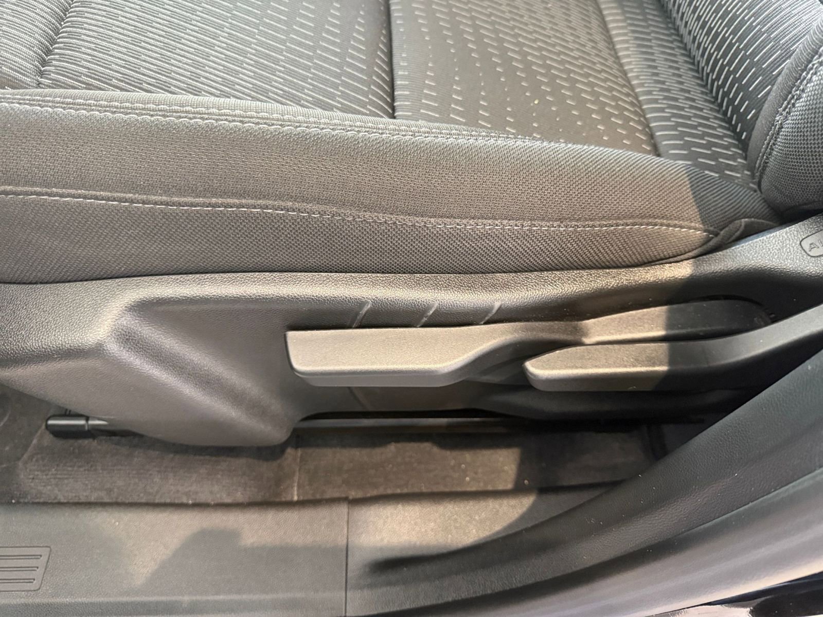 Thumbnail: 2025 Chevrolet Equinox - 23