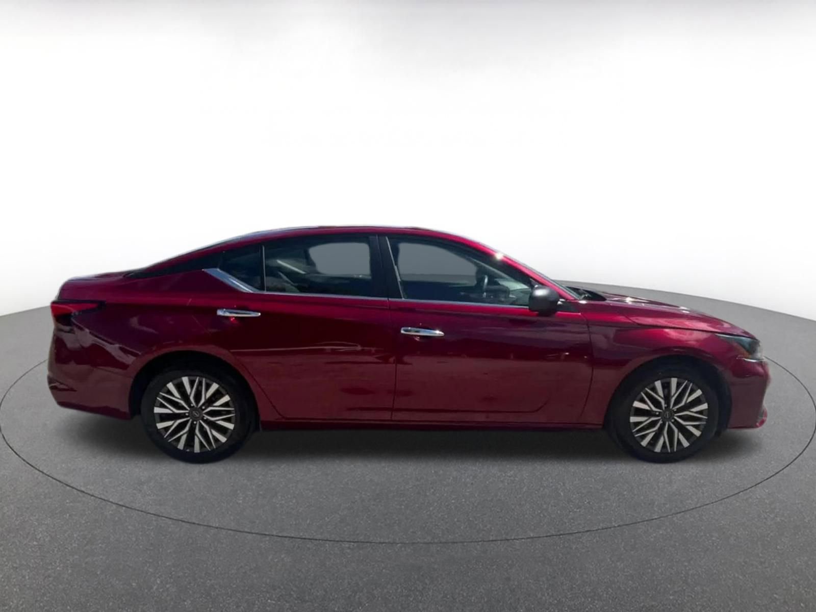 Thumbnail: 2025 Nissan Altima - 16