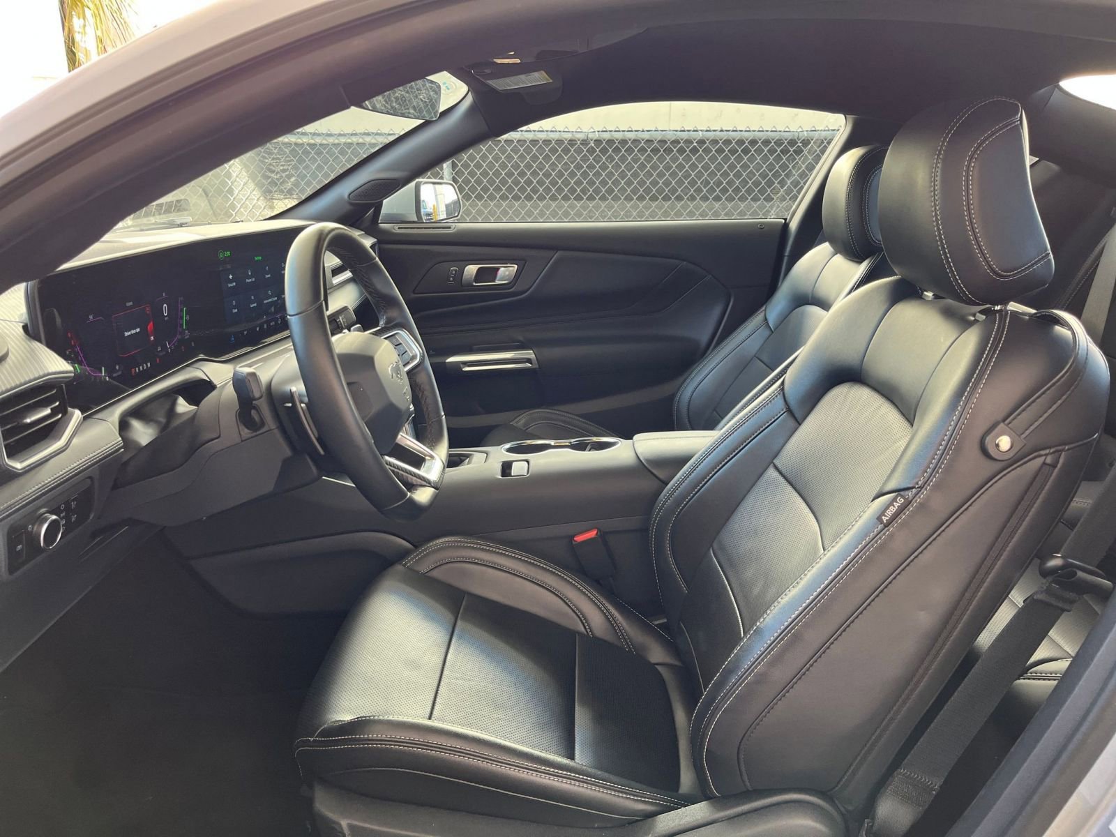 Thumbnail: 2025 Ford Mustang - 27