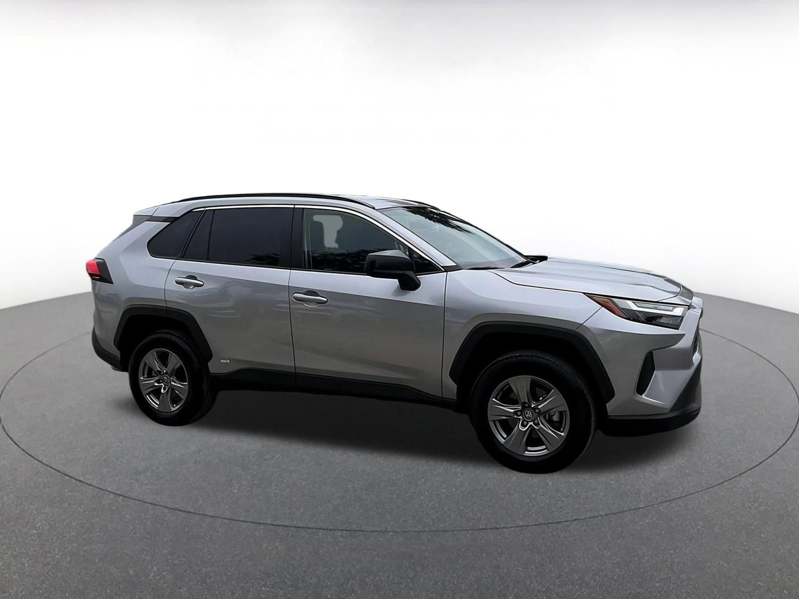 Thumbnail: 2025 Toyota RAV4 - 2