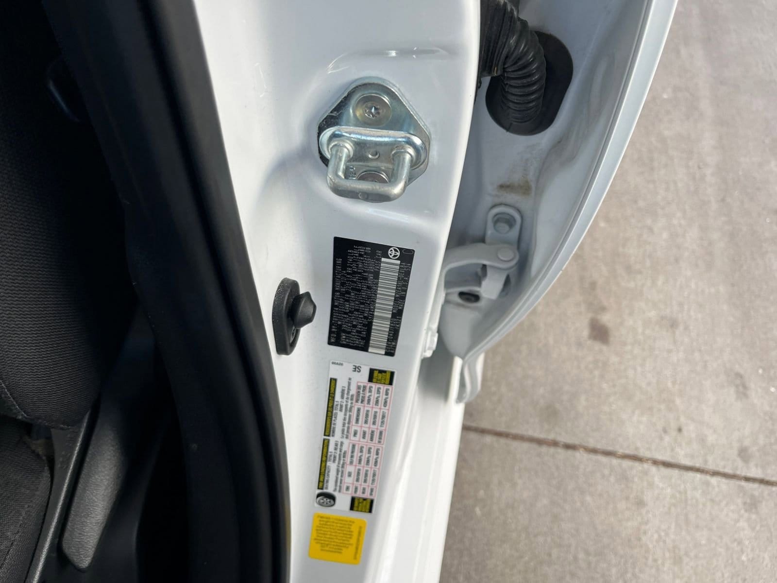 Thumbnail: 2025 Toyota Corolla - 30