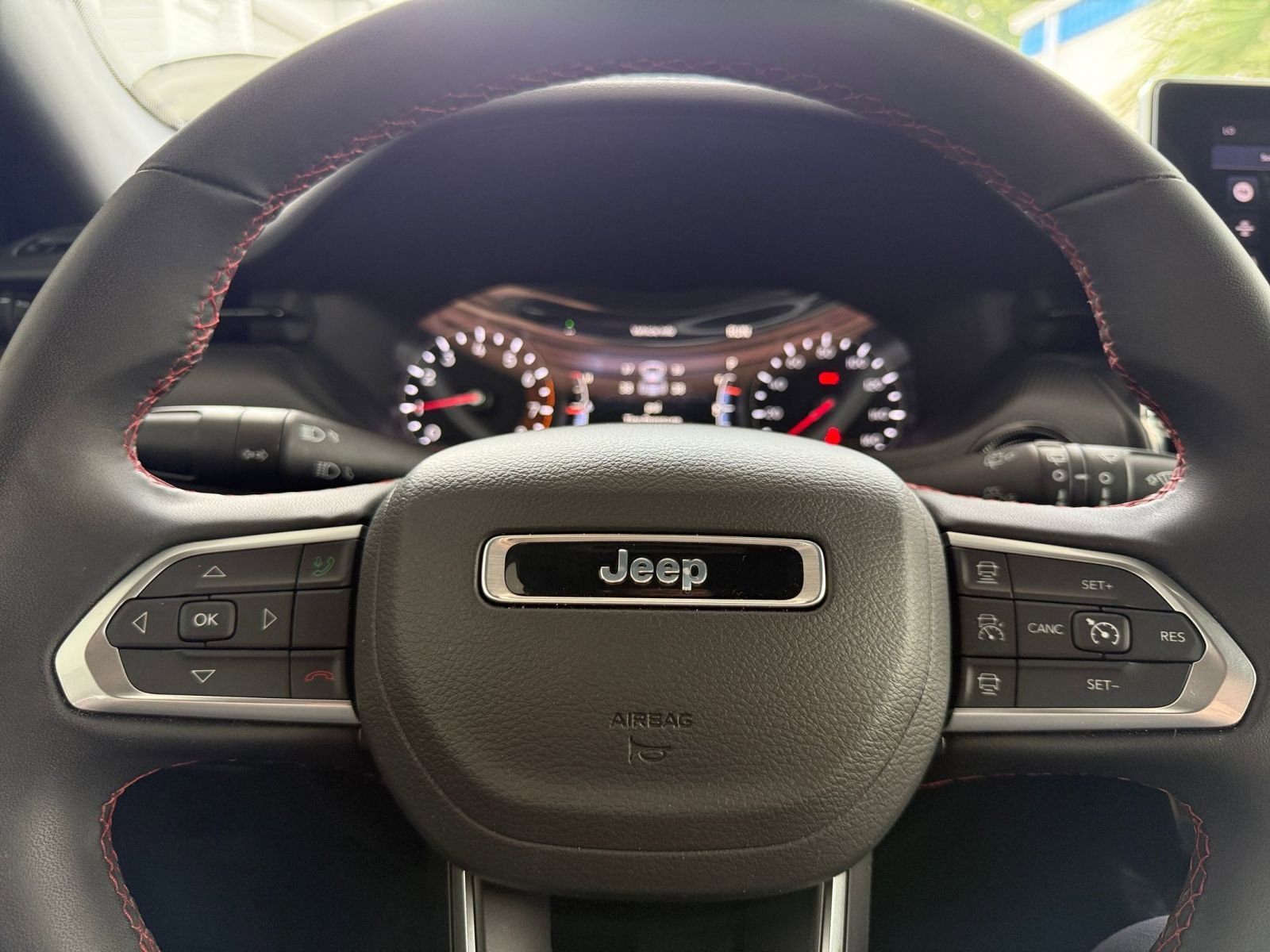 Thumbnail: 2025 Jeep Compass - 28