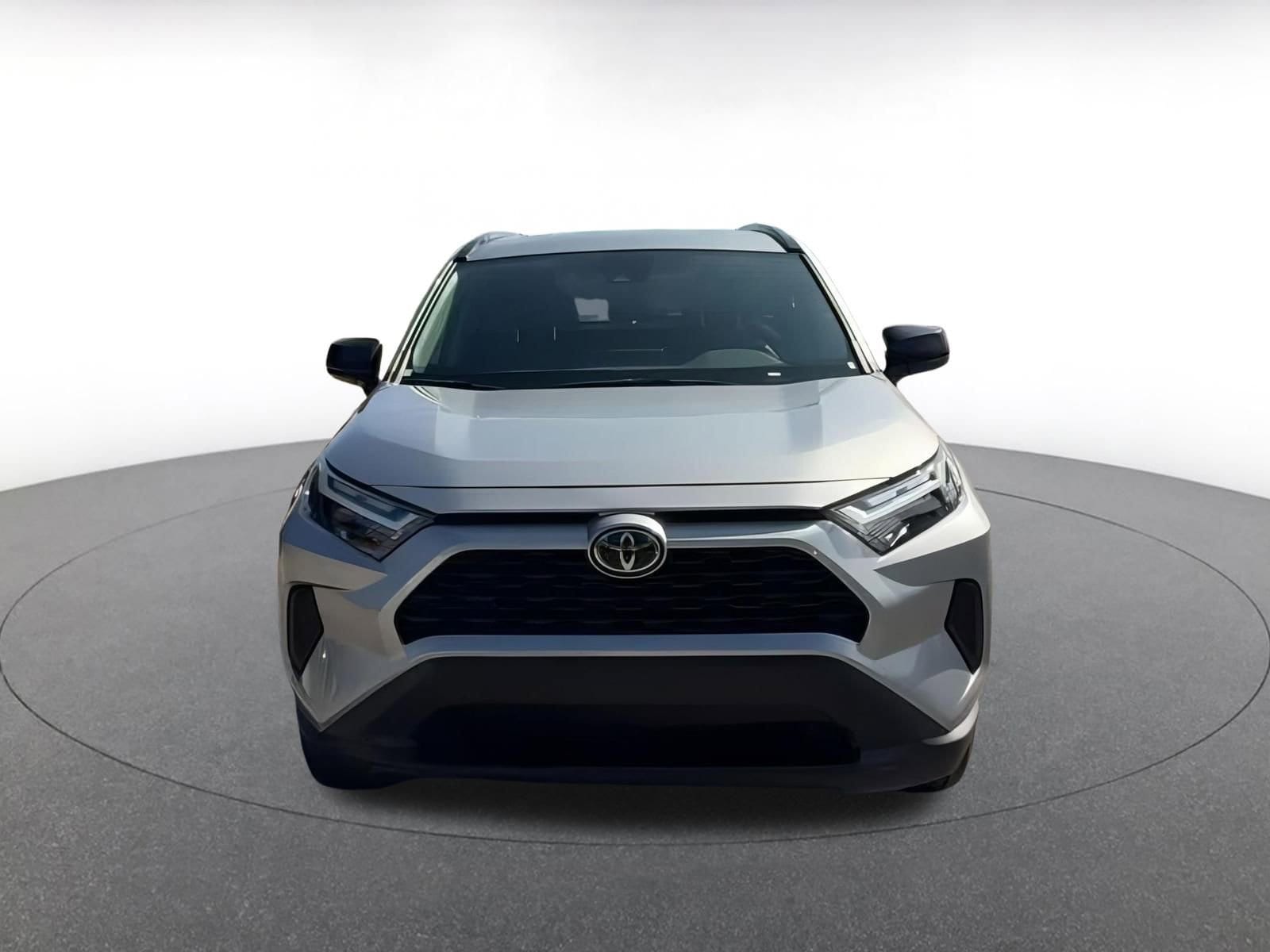 Thumbnail: 2025 Toyota RAV4 - 4