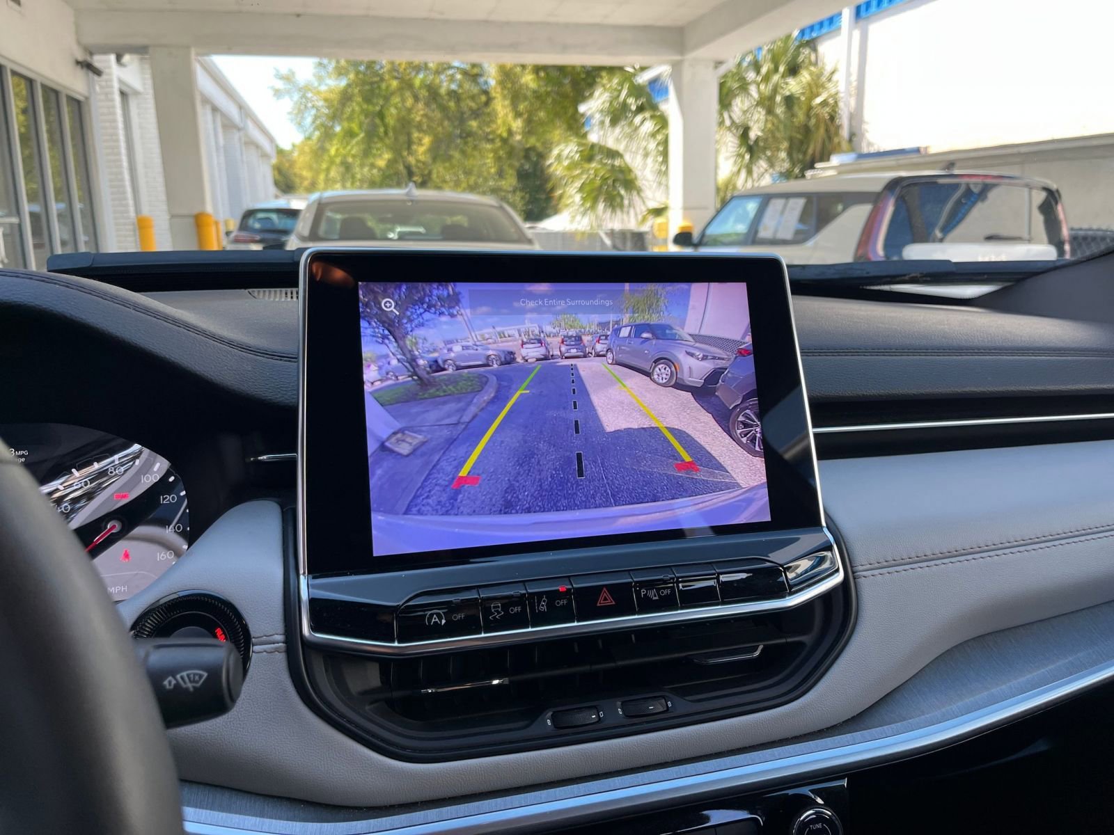 Thumbnail: 2025 Jeep Compass - 24