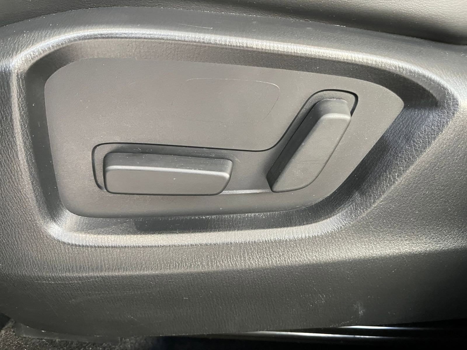 Thumbnail: 2025 Mazda CX-5 - 23