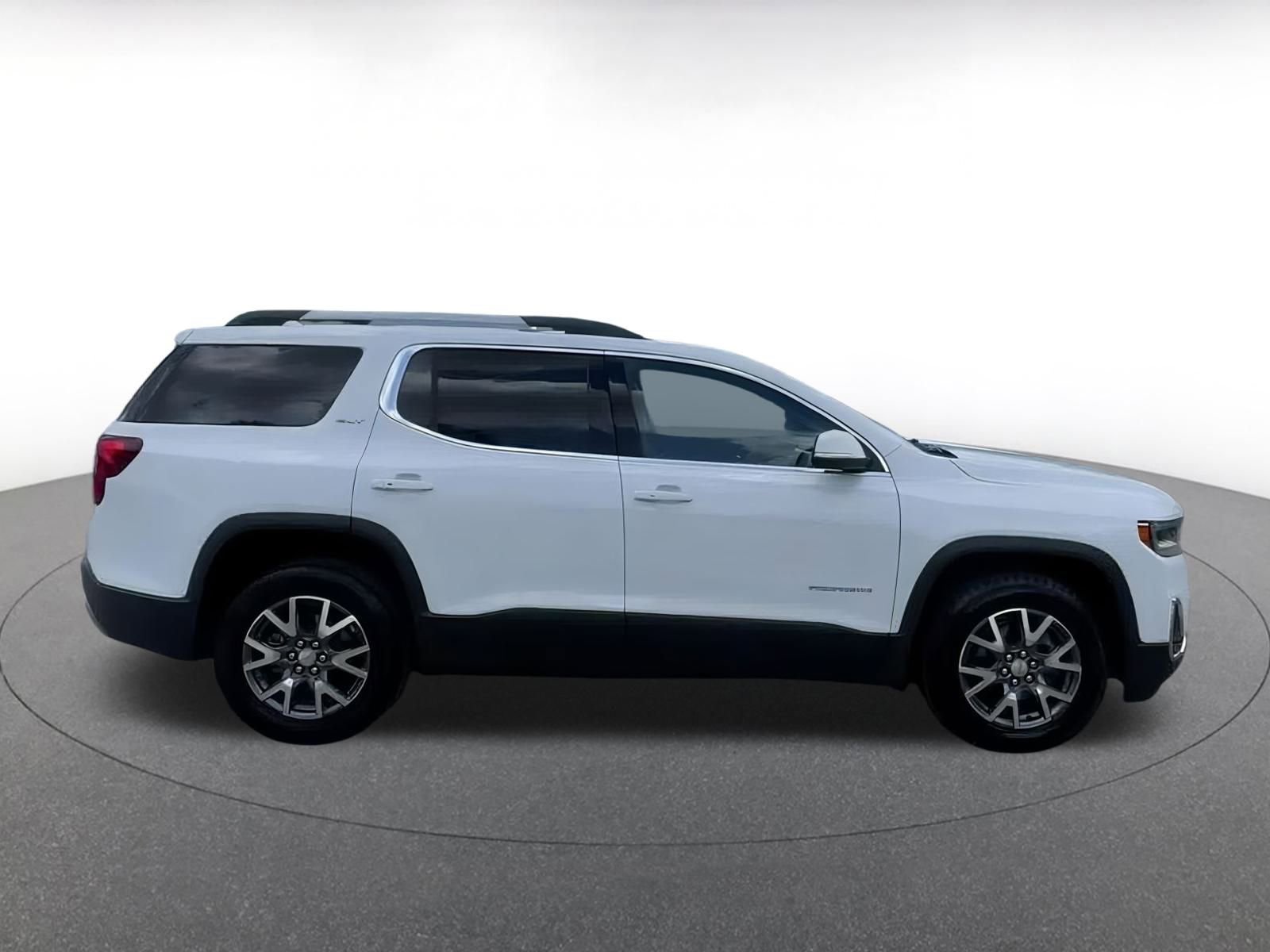 Thumbnail: 2023 GMC Acadia - 16