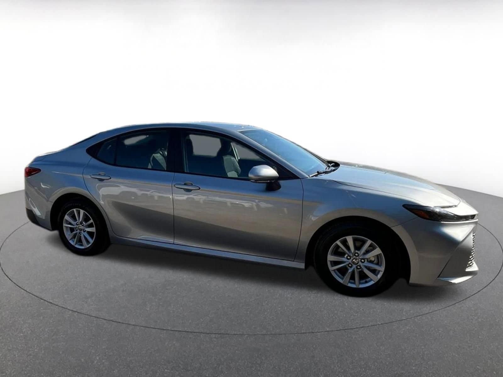 Thumbnail: 2025 Toyota Camry - 15