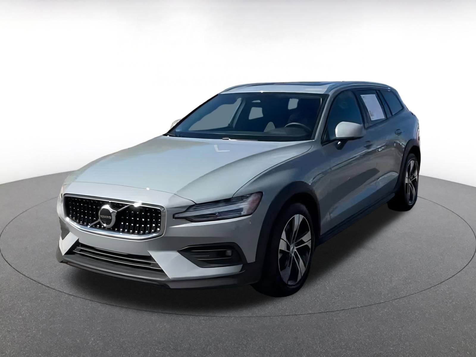 Thumbnail: 2025 Volvo S60 - 4