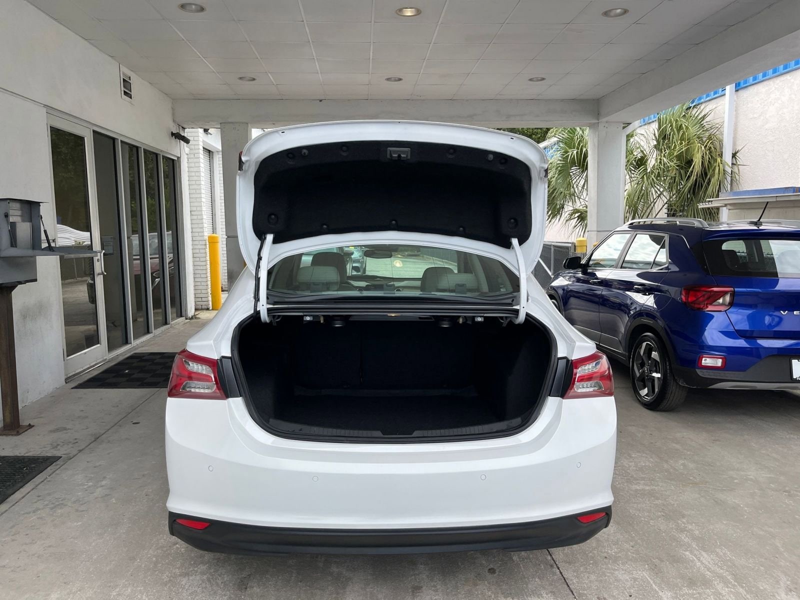 Thumbnail: 2024 Chevrolet Malibu - 31