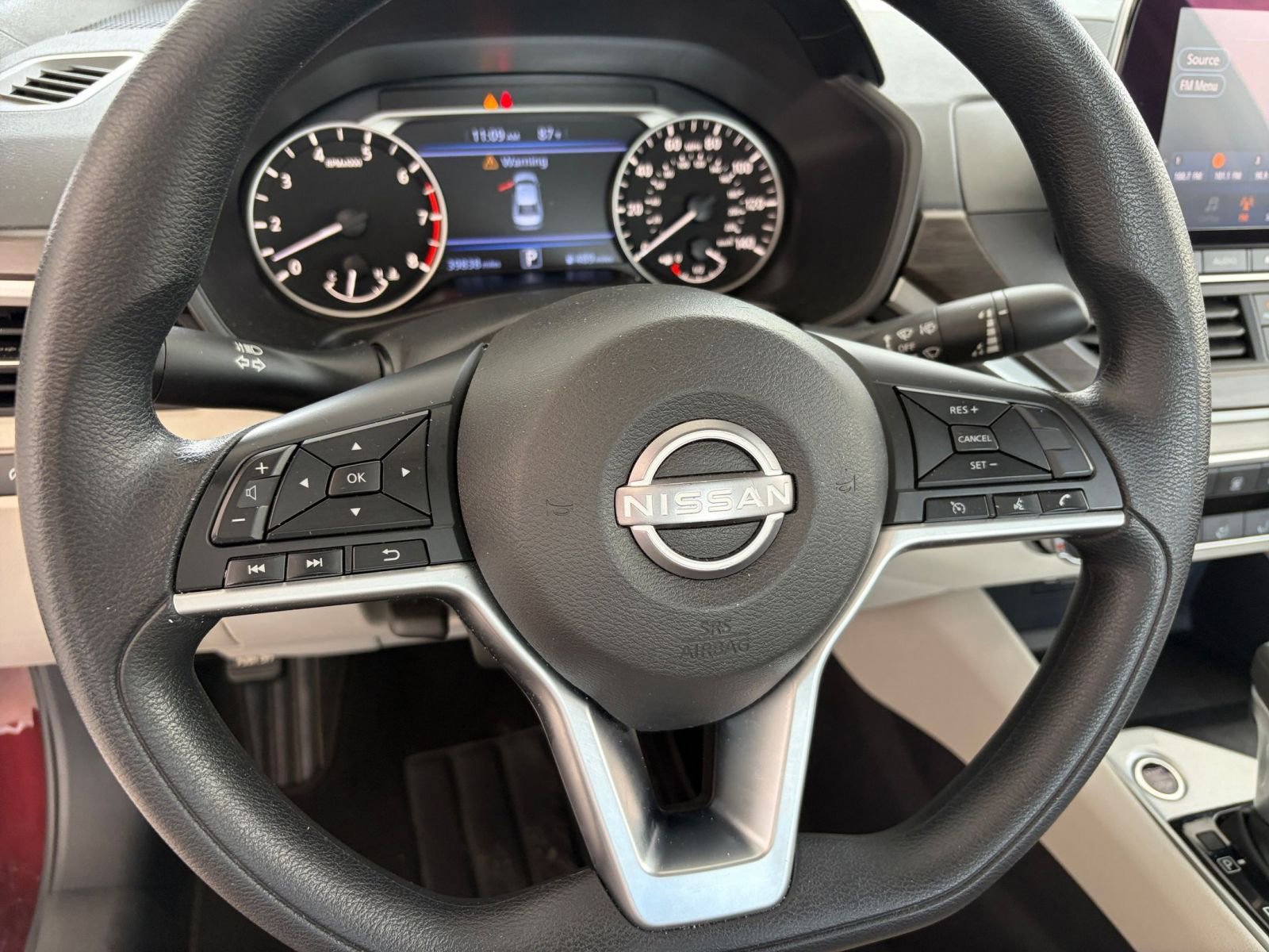 Thumbnail: 2025 Nissan Altima - 28