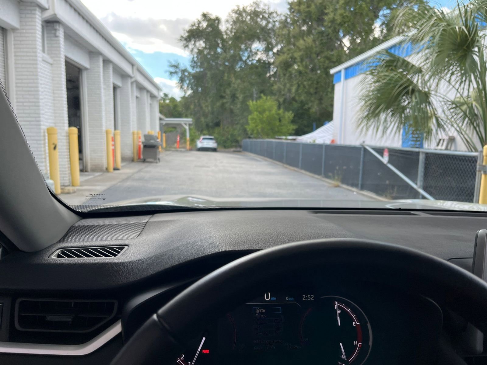 Thumbnail: 2025 Toyota RAV4 - 34