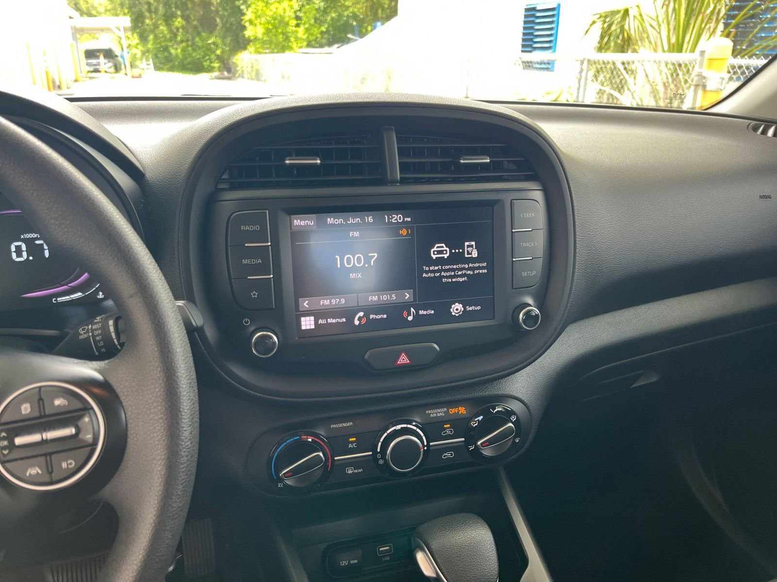 Thumbnail: 2023 Kia Soul - 18