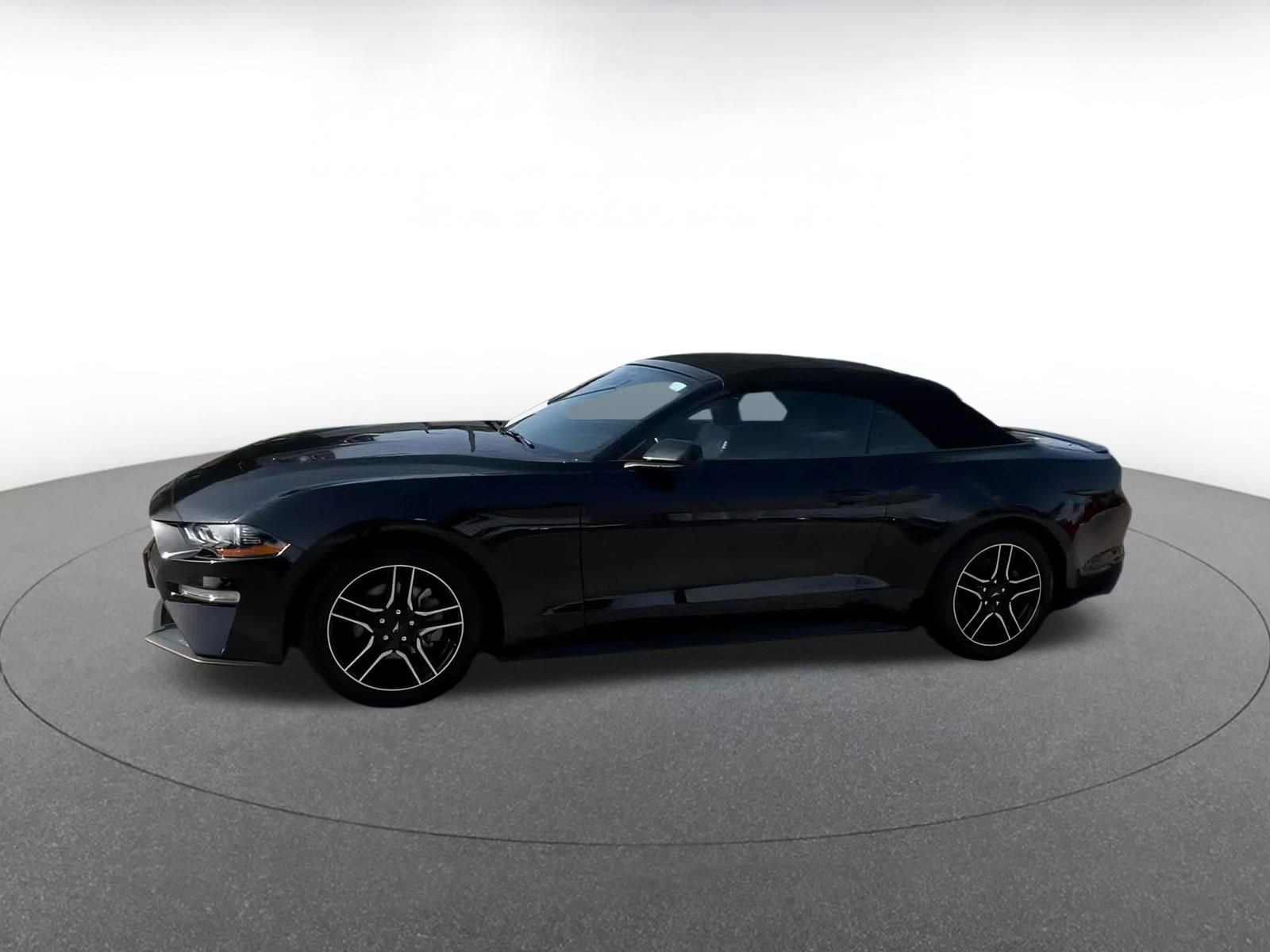 Thumbnail: 2023 Ford Mustang - 3