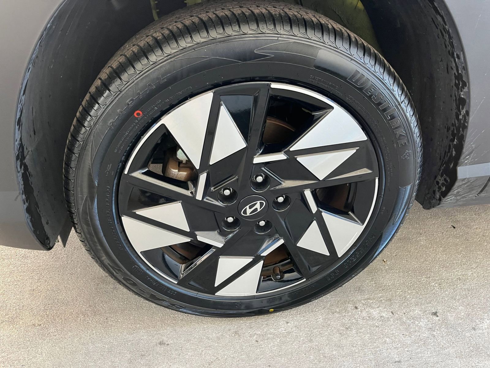 Thumbnail: 2025 Hyundai Kona - 30