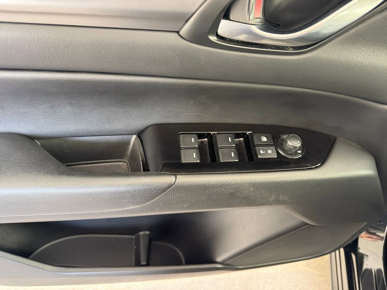 Thumbnail: 2025 Mazda CX-5 - 20