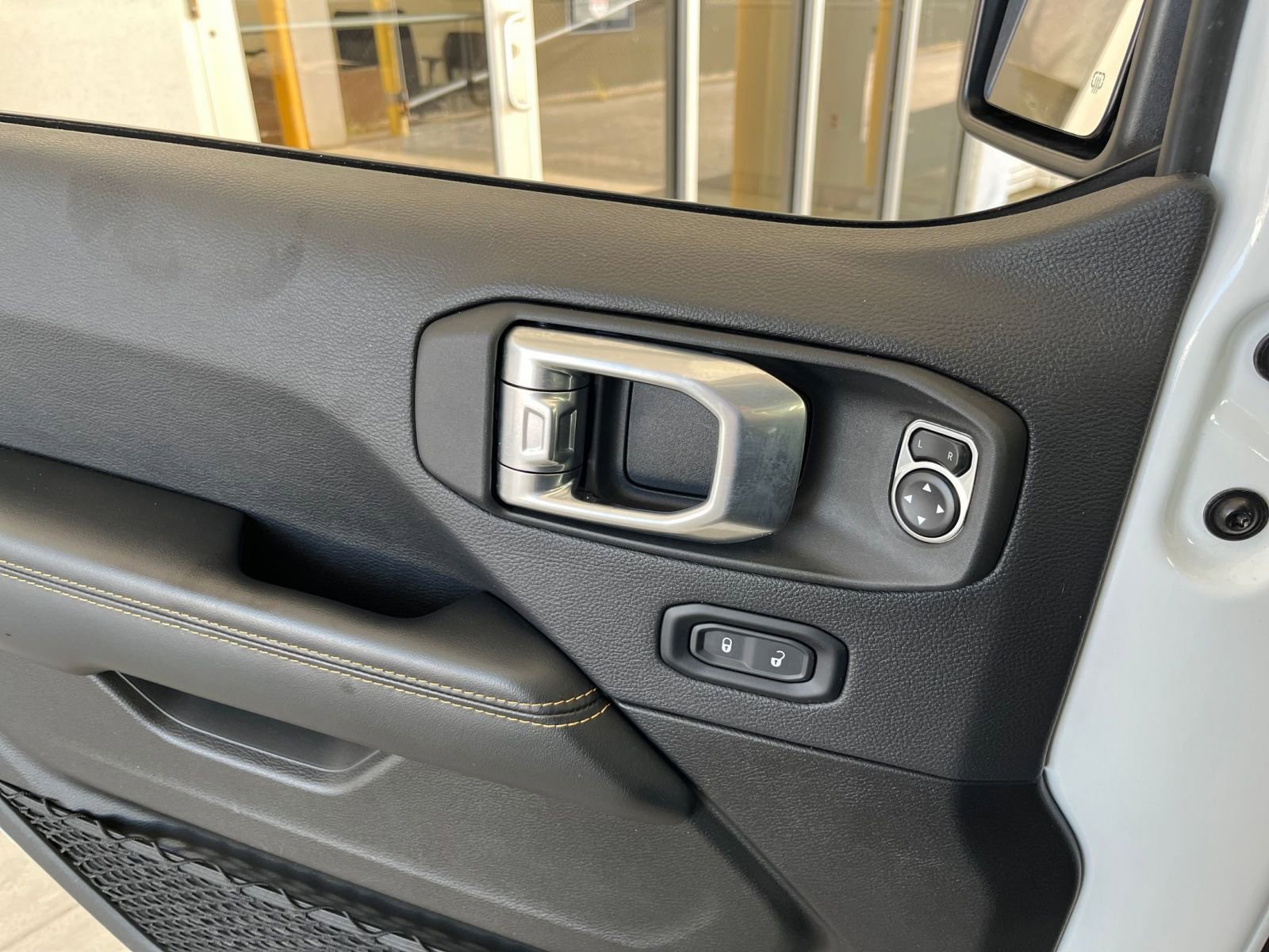 Thumbnail: 2025 Jeep Wrangler - 20