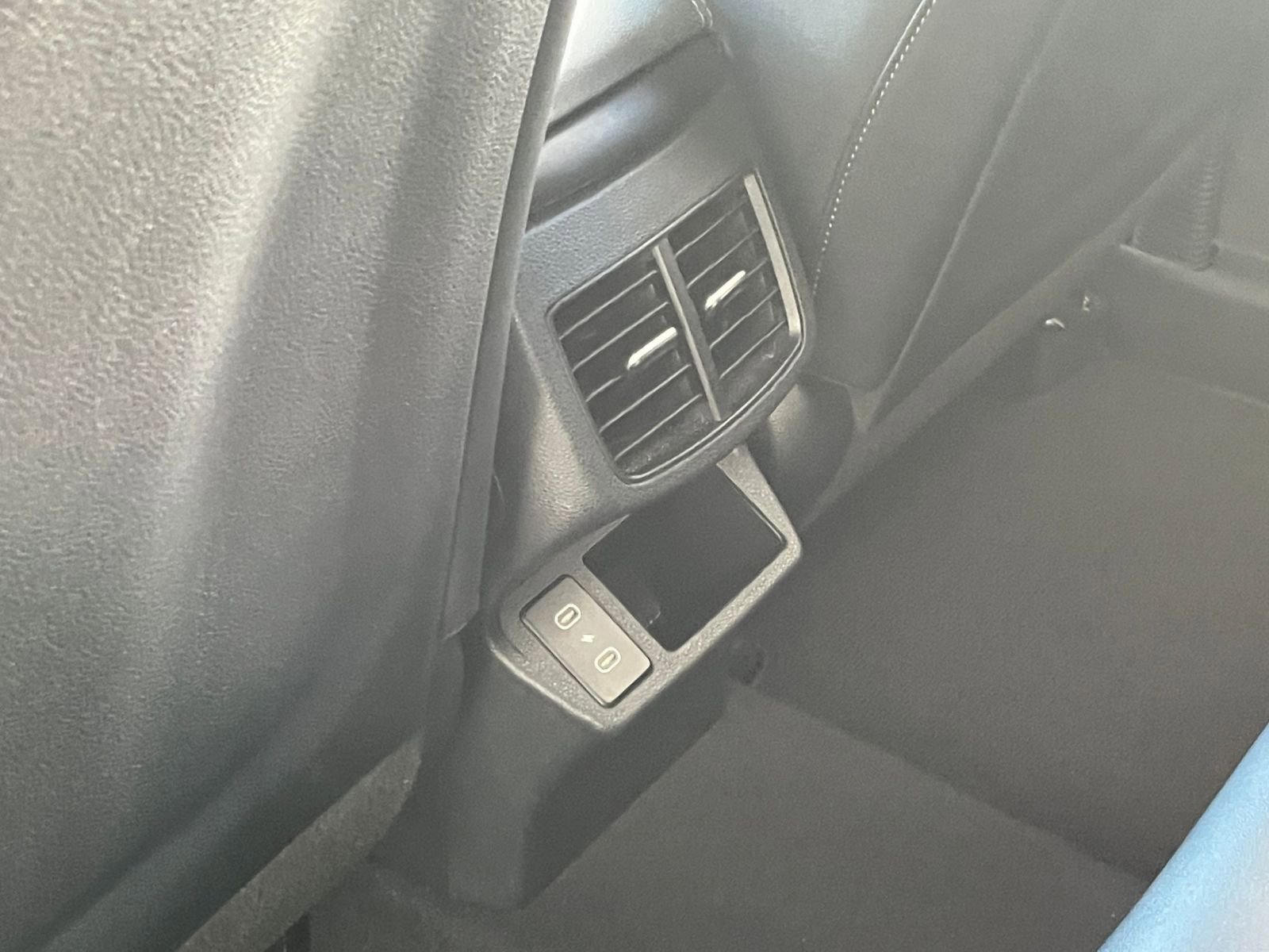 Thumbnail: 2025 Kia Seltos - 22