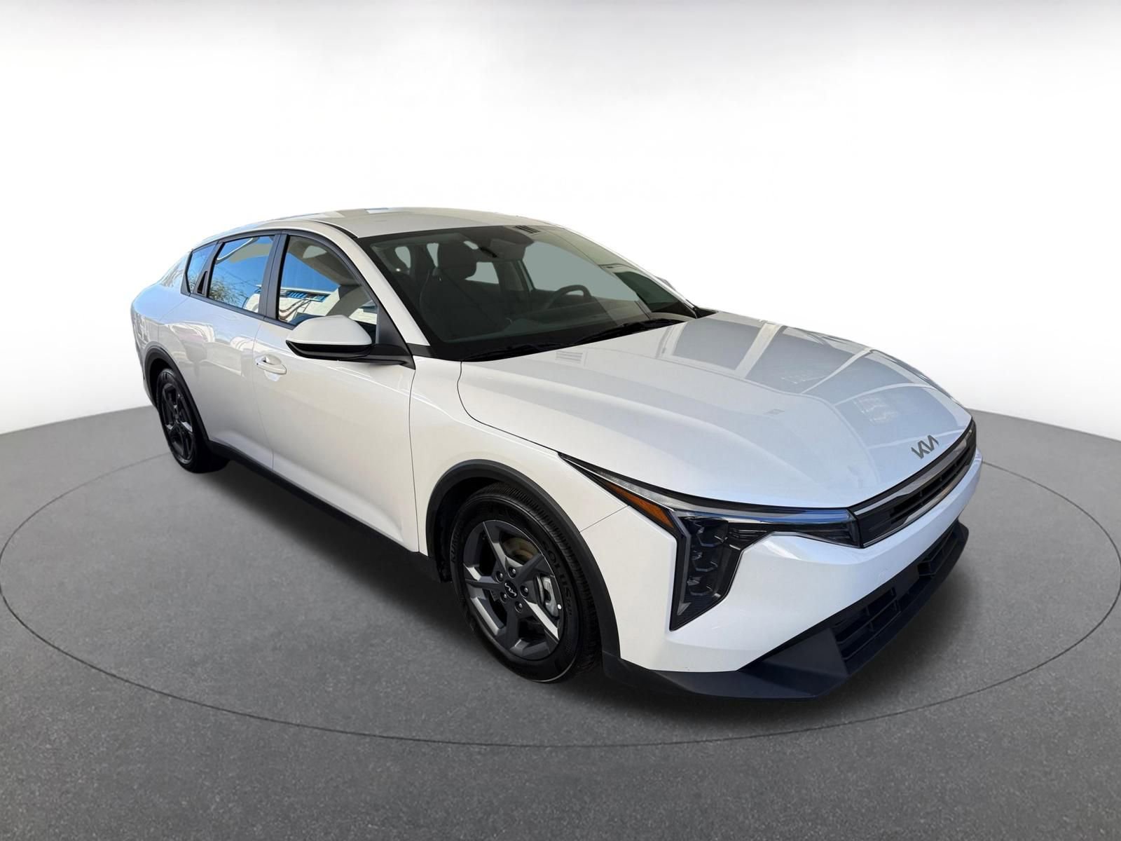 Thumbnail: 2025 Kia K4 - 1