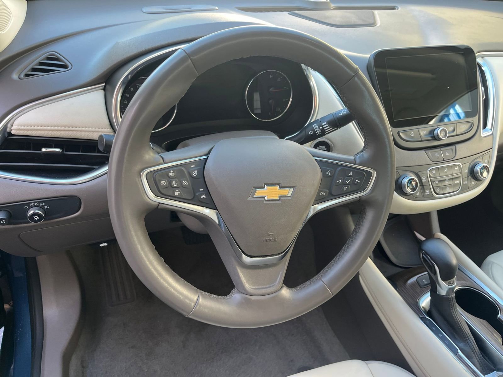 Thumbnail: 2024 Chevrolet Malibu - 28