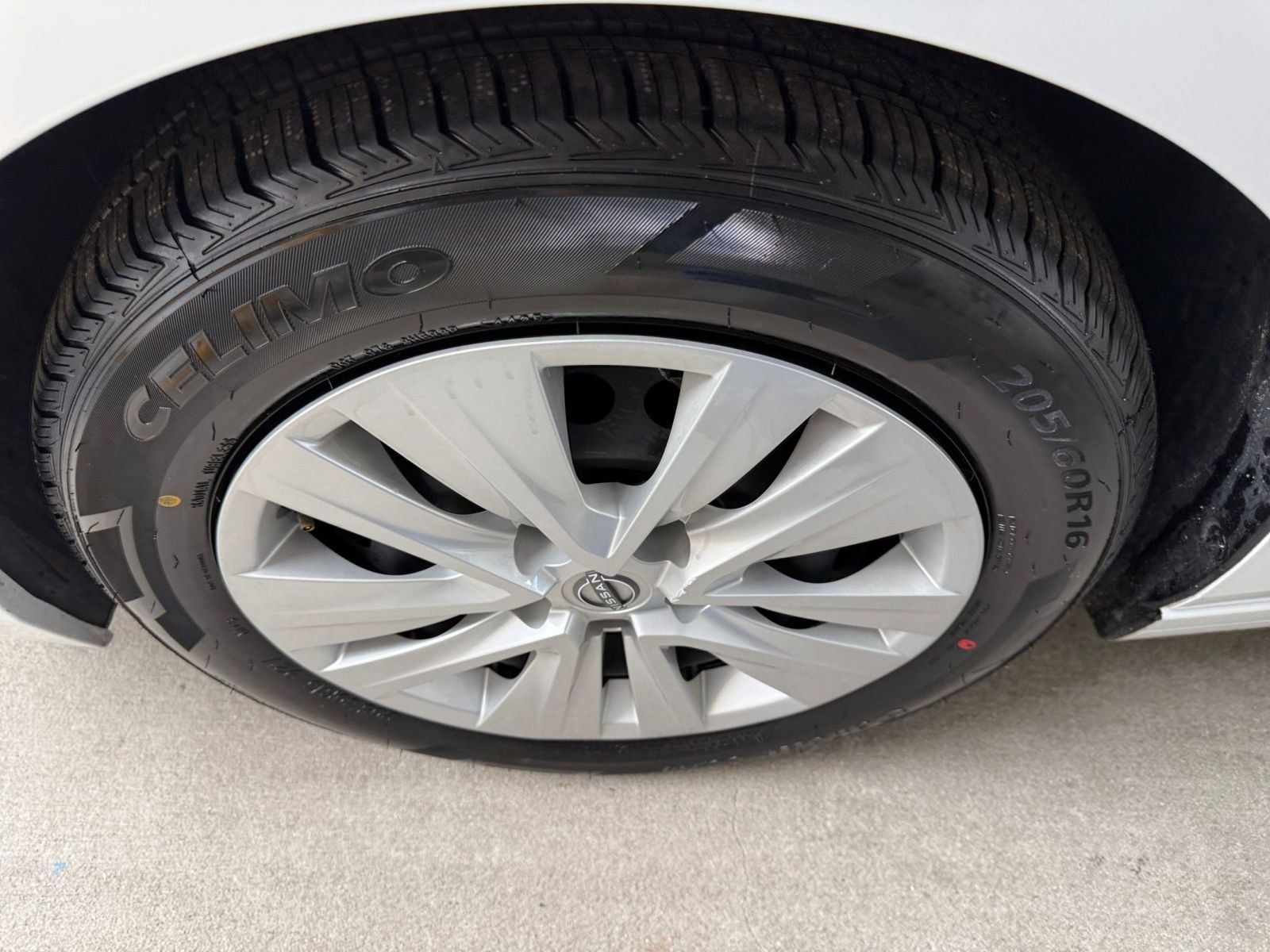 Thumbnail: 2025 Nissan Sentra - 28