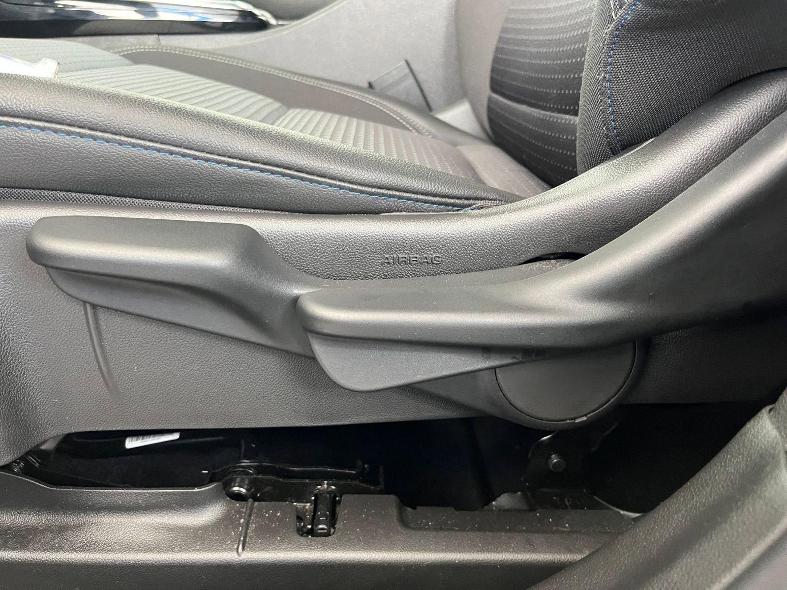 Thumbnail: 2025 Chevrolet Trax - 22