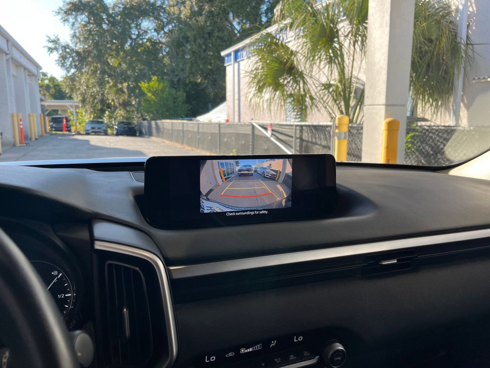 Thumbnail: 2025 Mazda CX-50 - 17