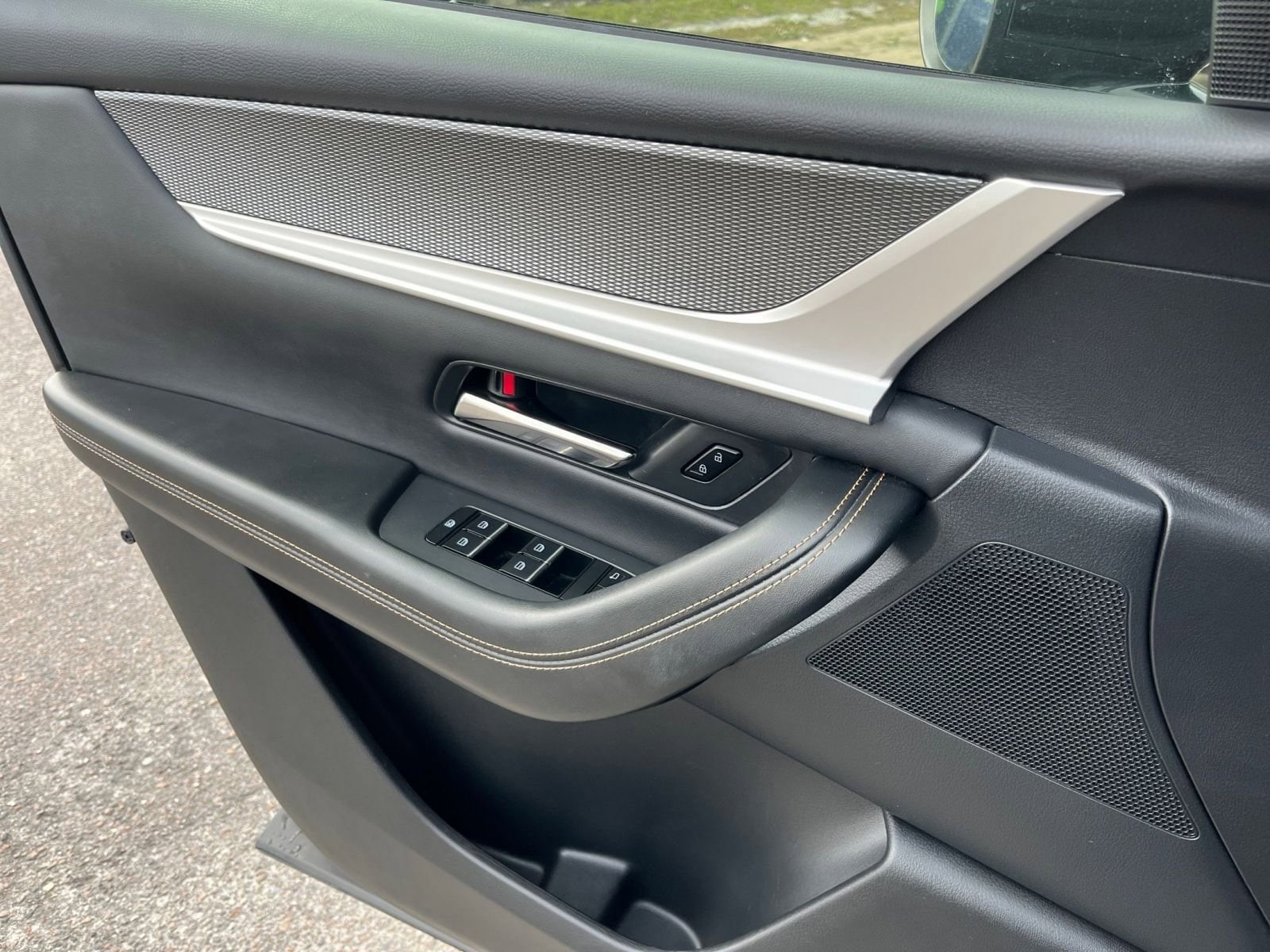 Thumbnail: 2025 Mazda CX-70 - 20