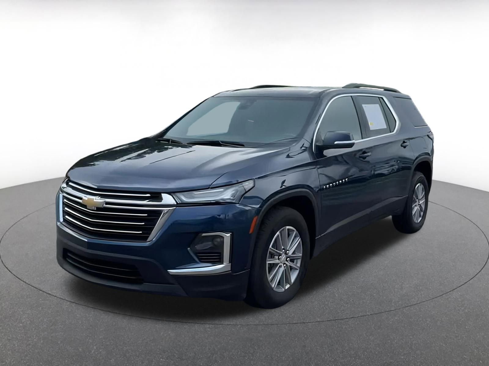 Thumbnail: 2023 Chevrolet Traverse - 7