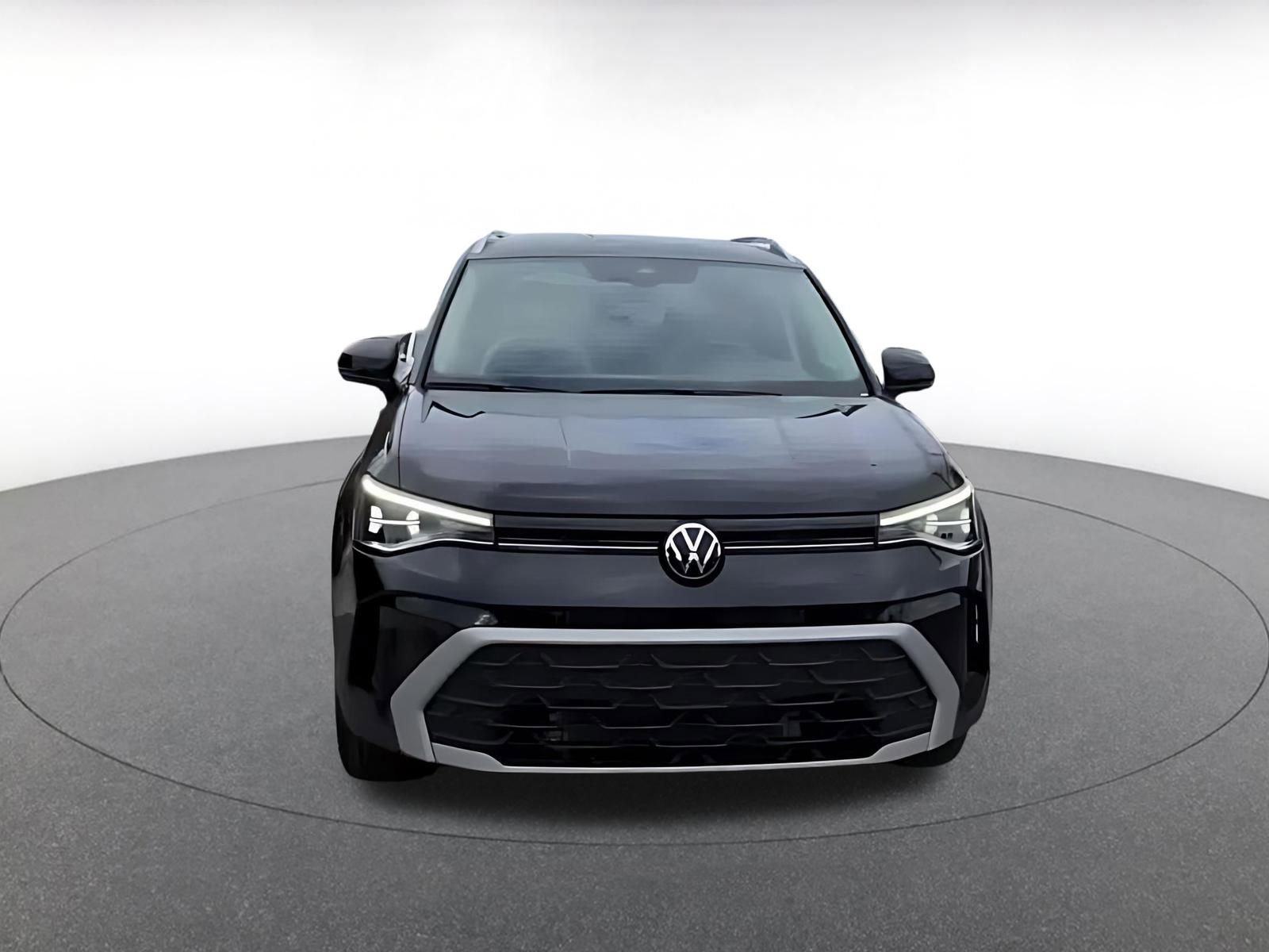 Thumbnail: 2025 Volkswagen Taos - 4