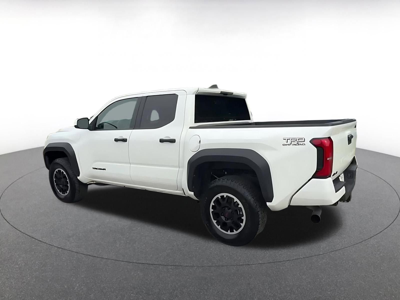 Thumbnail: 2024 Toyota Tacoma - 10