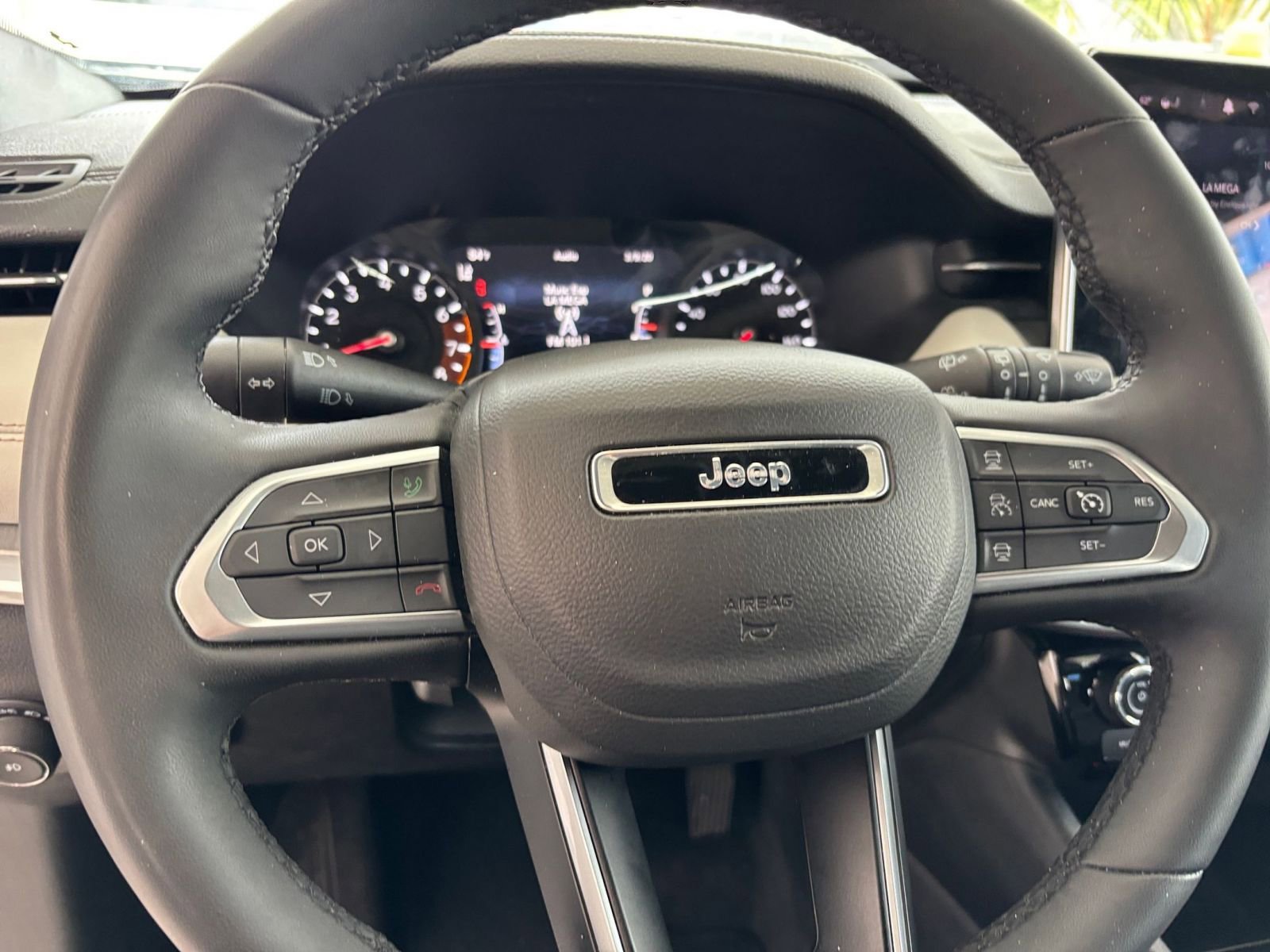 Thumbnail: 2025 Jeep Compass - 28