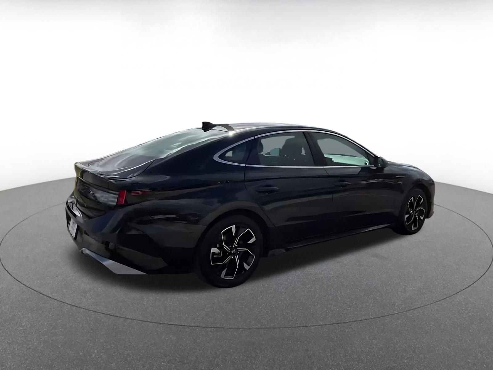 Thumbnail: 2025 Hyundai Sonata - 14