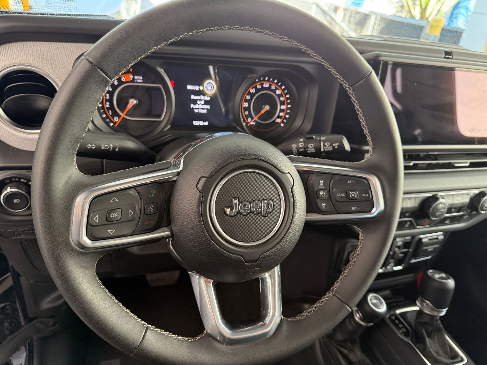 Thumbnail: 2025 Jeep Wrangler - 28