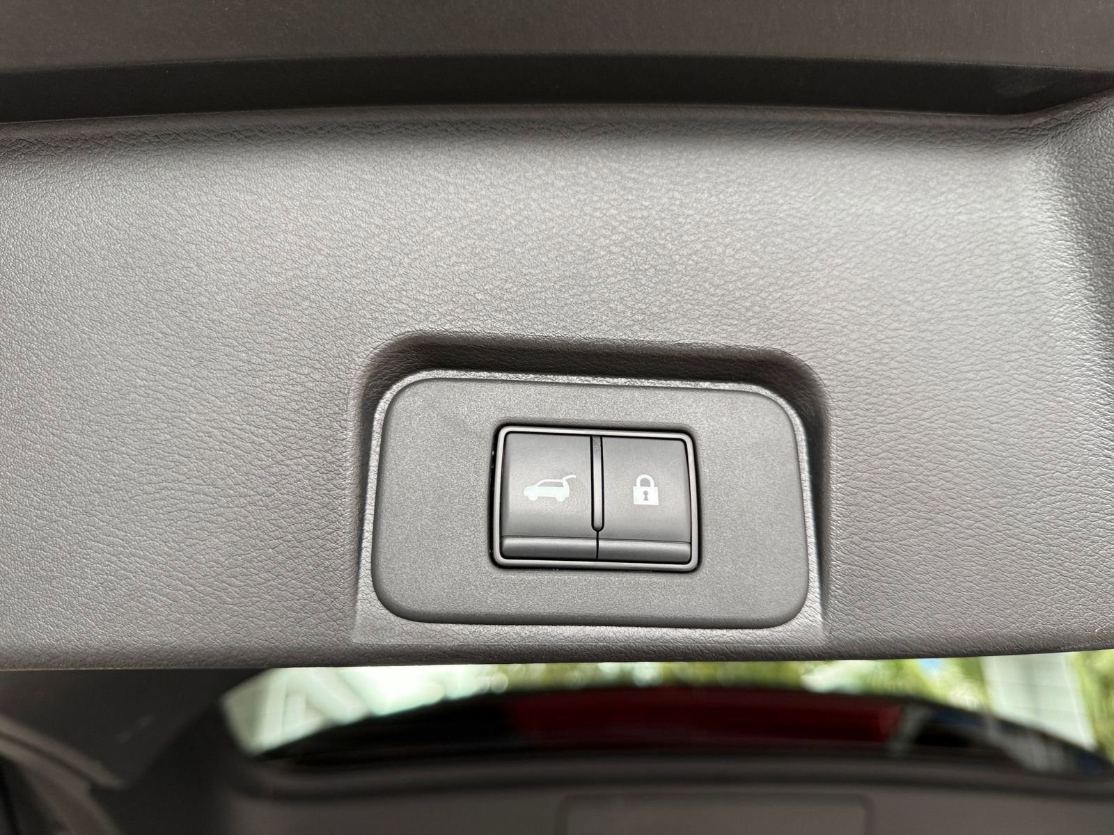 Thumbnail: 2025 Nissan Rogue - 23