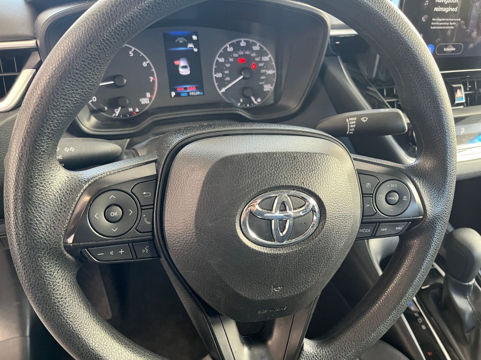 Thumbnail: 2025 Toyota Corolla - 28