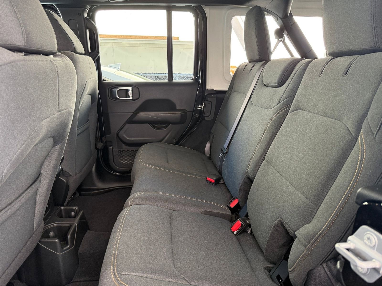 Thumbnail: 2025 Jeep Wrangler - 25