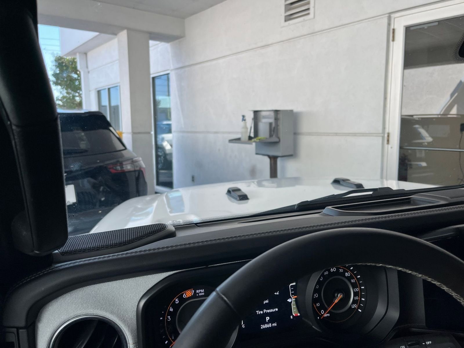 Thumbnail: 2025 Jeep Wrangler - 34