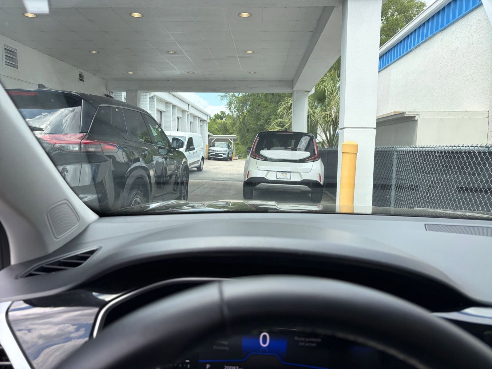 Thumbnail: 2025 Volkswagen Taos - 34