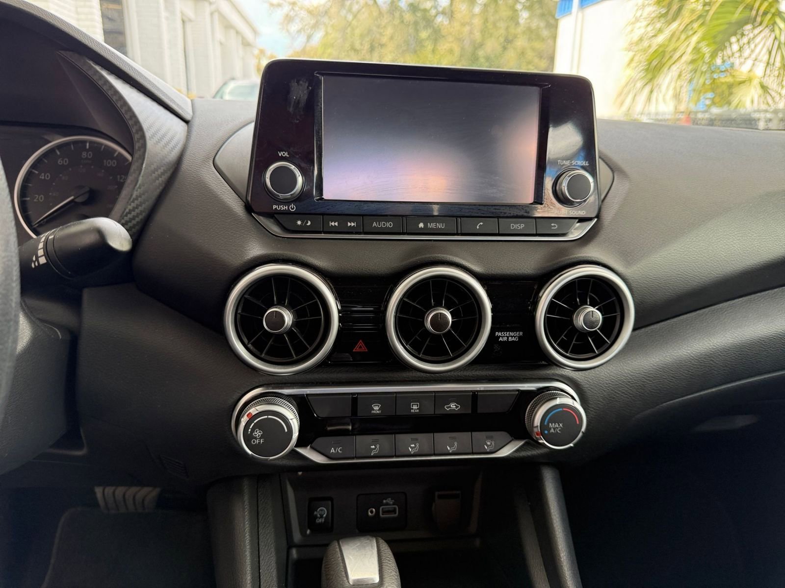 Thumbnail: 2025 Nissan Sentra - 17