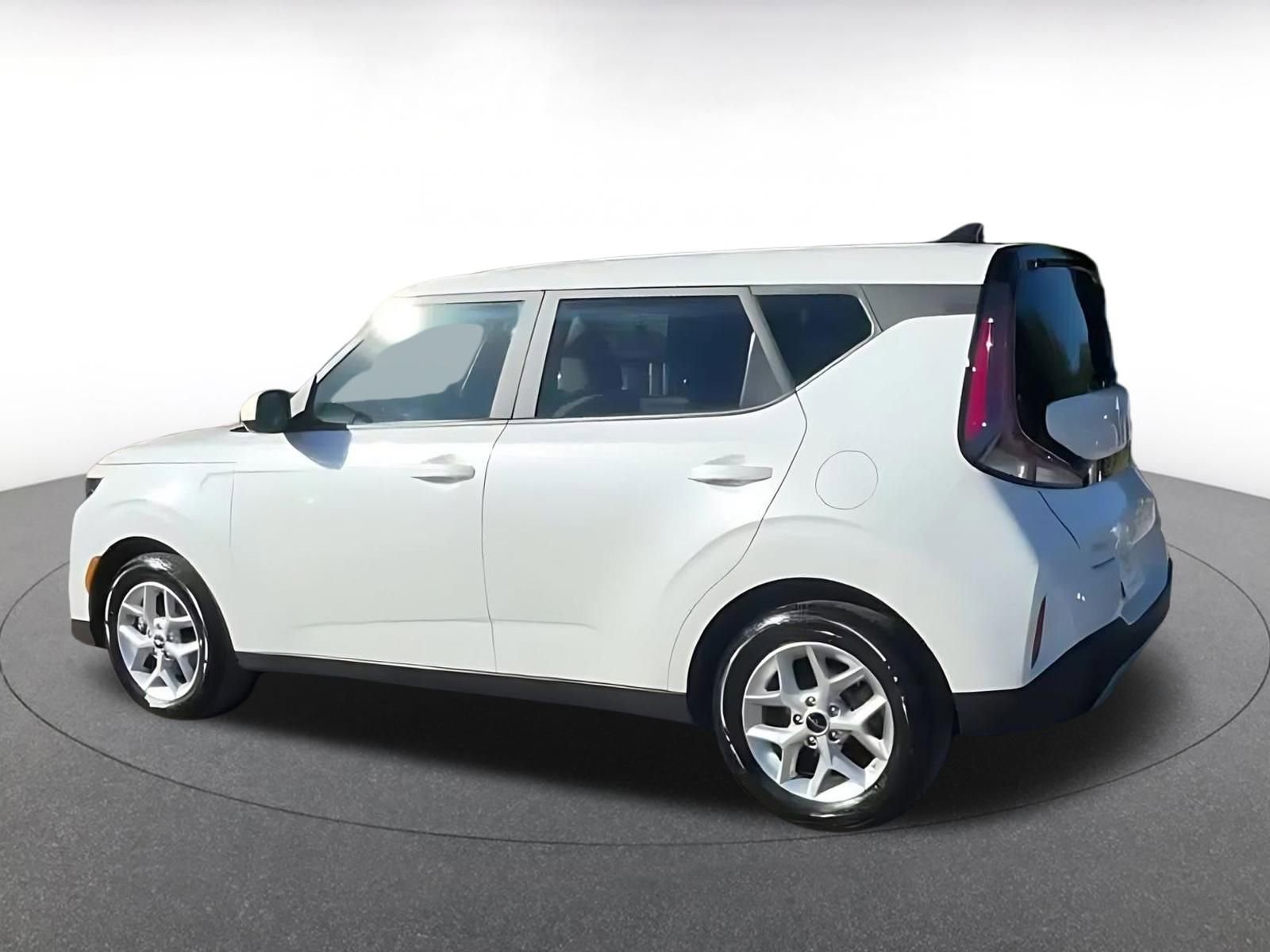 Thumbnail: 2025 Kia Soul - 10